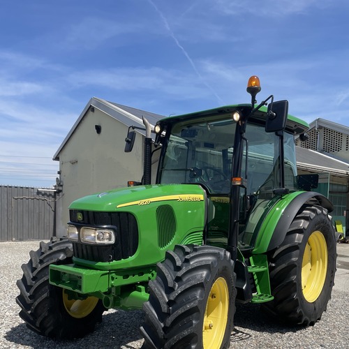 JOHN DEERE 582