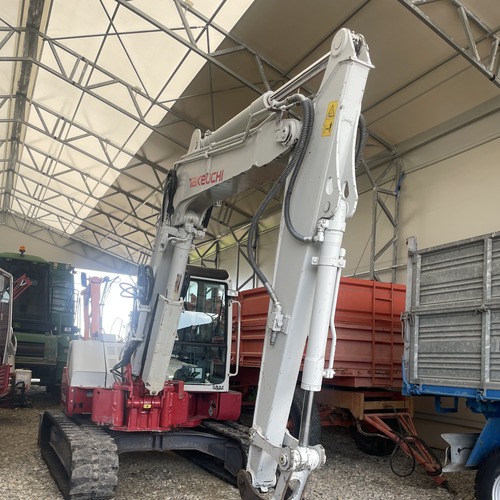 TAKEUCHI TB 180