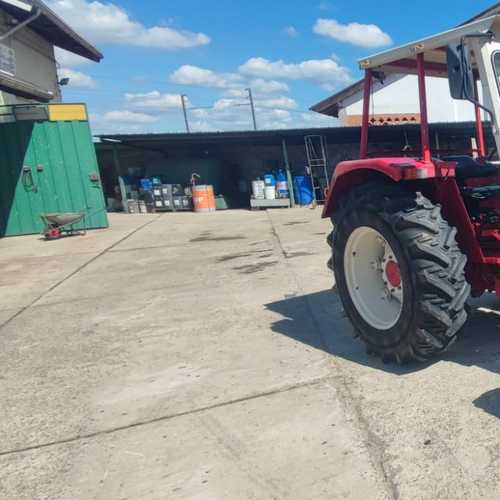 INTERNATIONAL HARVESTER 744