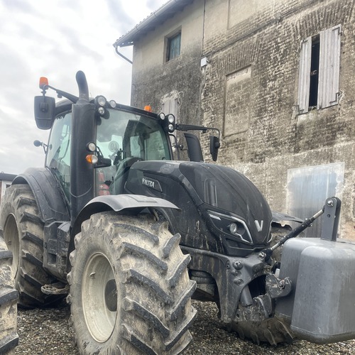 VALTRA T154