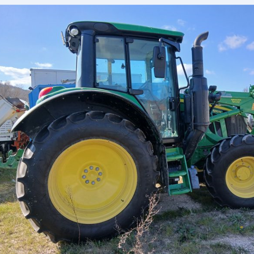 JOHN DEERE 6110M